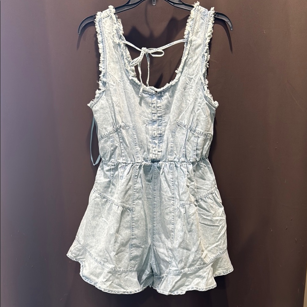 New Me Denim Sleeveless Romper, Size M - NWT Boutique Item